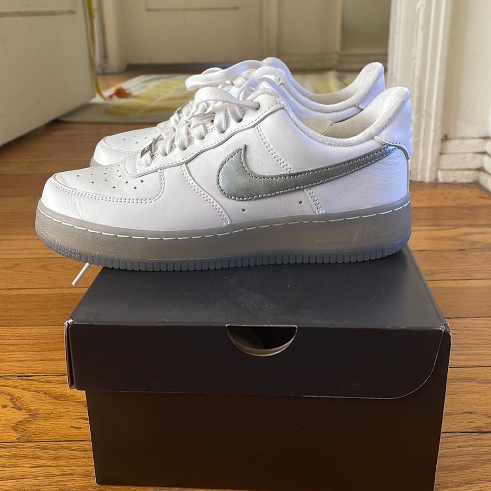 Nike Air Force 1 ‘07 PRM White/Metallic Silver M 5.5/W 7